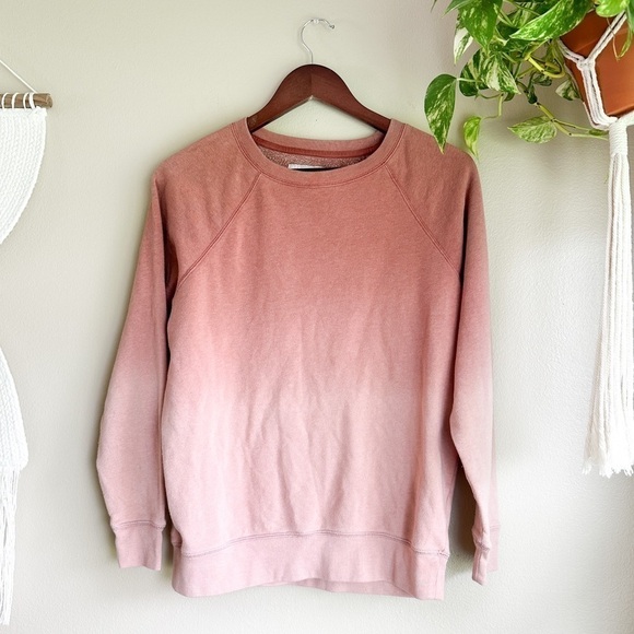 American Eagle Jegging Fit Ombré Crewneck - Picture 1 of 4